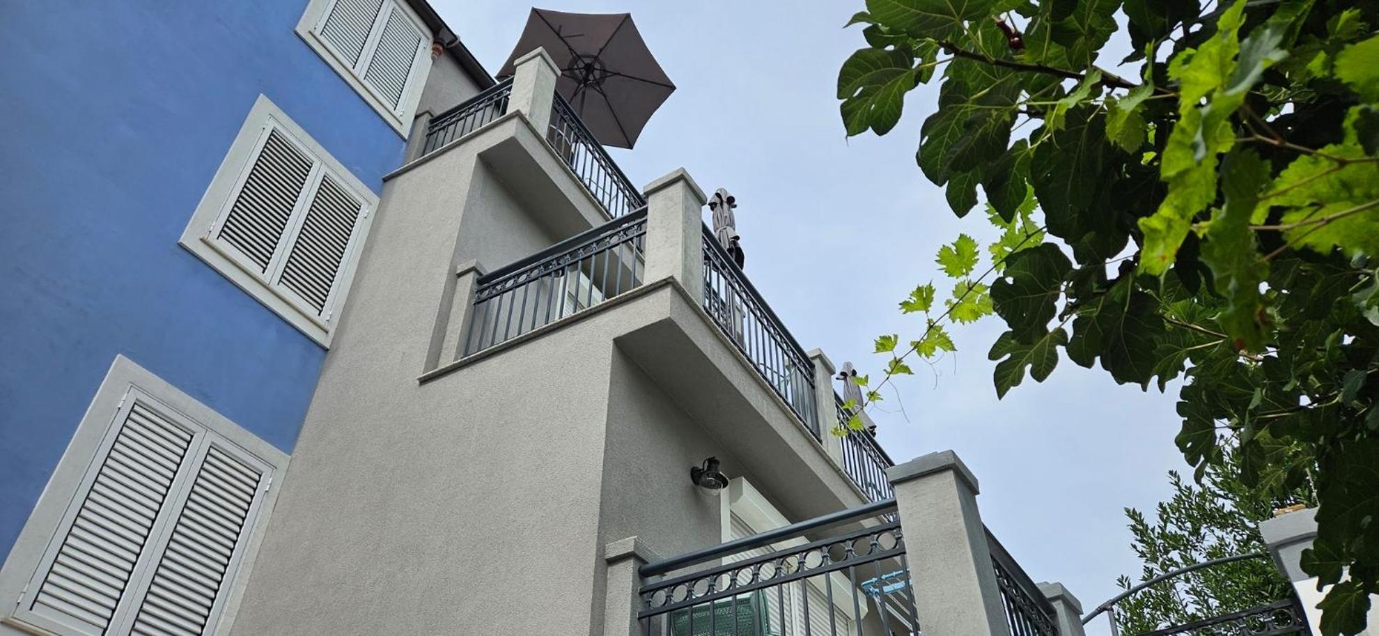 Apartments Laguna Gisela Izola Exteriör bild